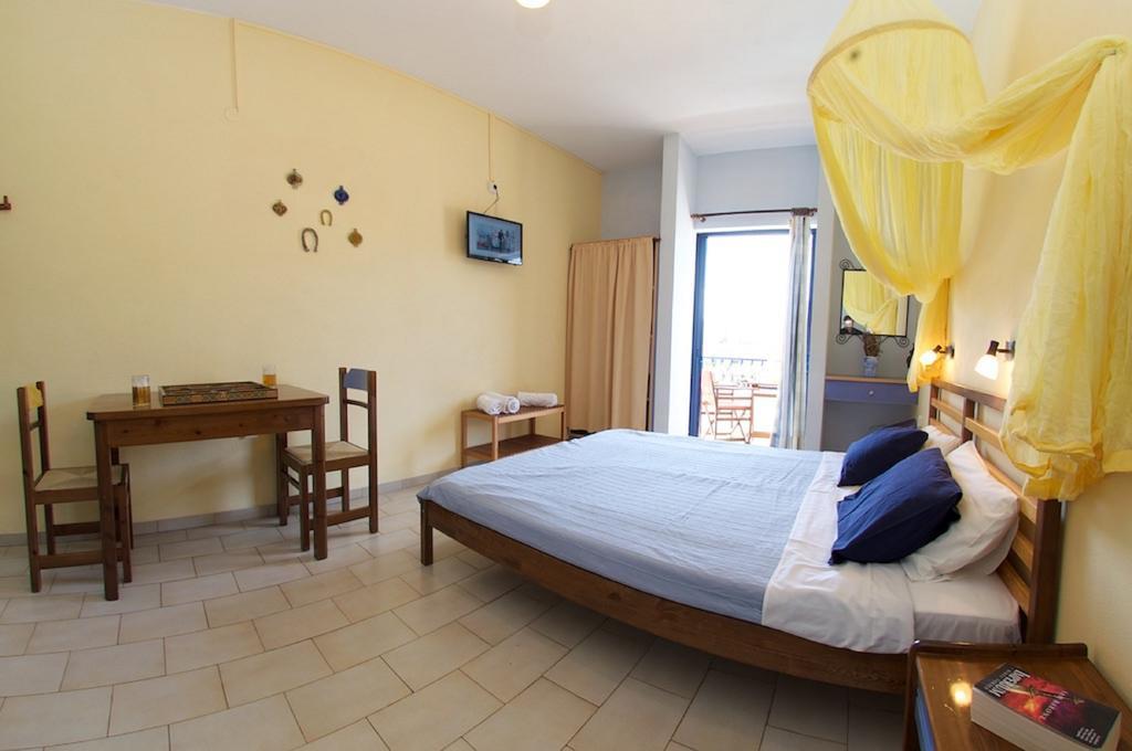 קרבומילוס Kalypso Studios & Apartments מראה חיצוני תמונה