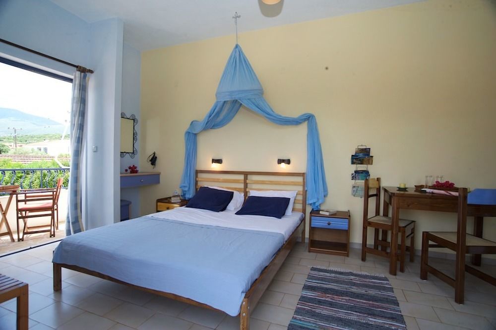קרבומילוס Kalypso Studios & Apartments מראה חיצוני תמונה